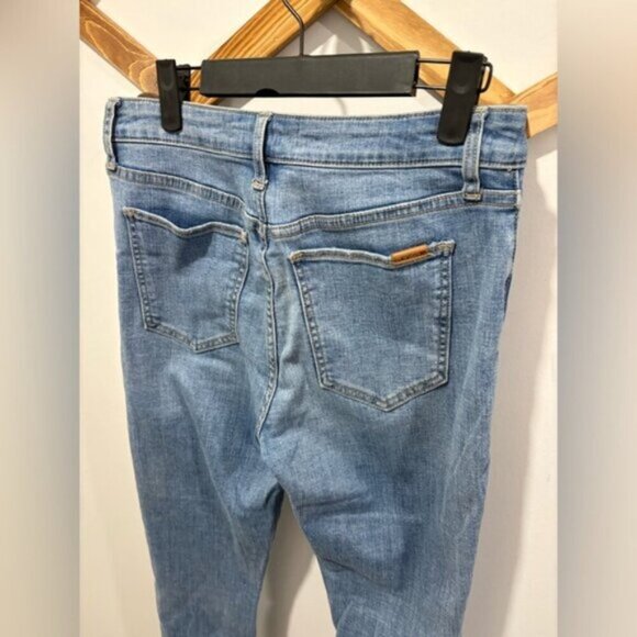 Joe's Jeans The Charlie Pearl Skinny Fit Ankle Jeans - Picture 5 of 10